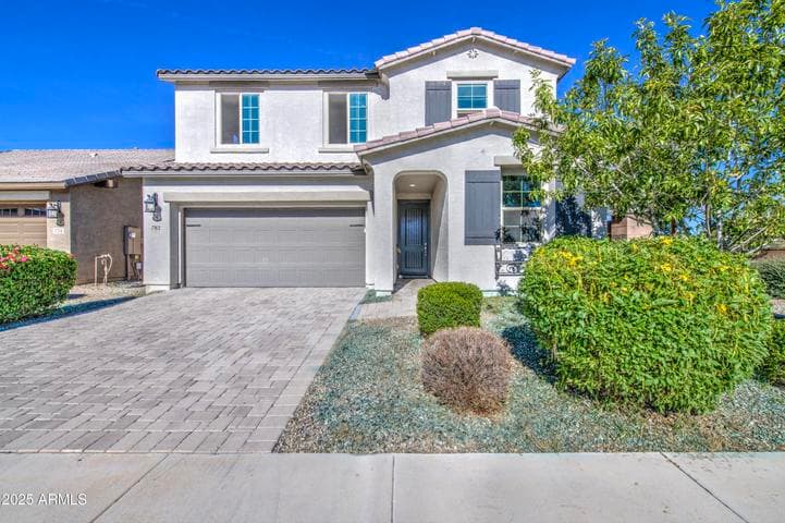 782 E BETSY Lane, Gilbert, AZ