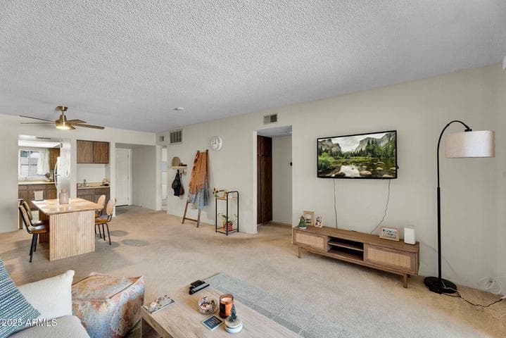 10828 N BILTMORE Drive #223, Phoenix, AZ