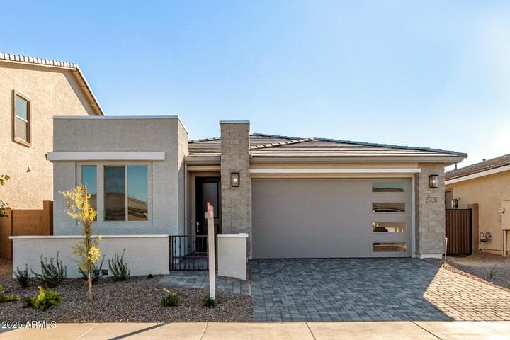 15829 W VOGEL Avenue, Goodyear, AZ
