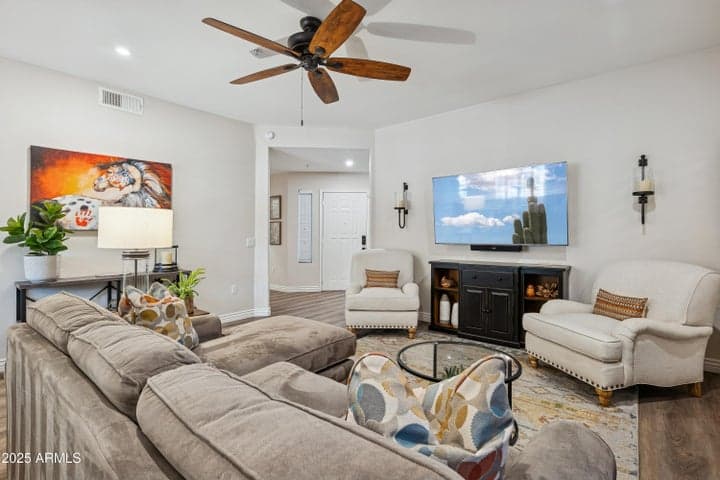 15050 N THOMPSON PEAK Parkway #1040, Scottsdale, AZ