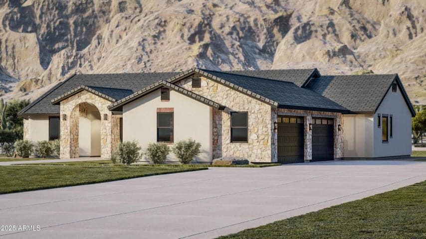 576 E Tanglewood Trail, Phoenix, AZ