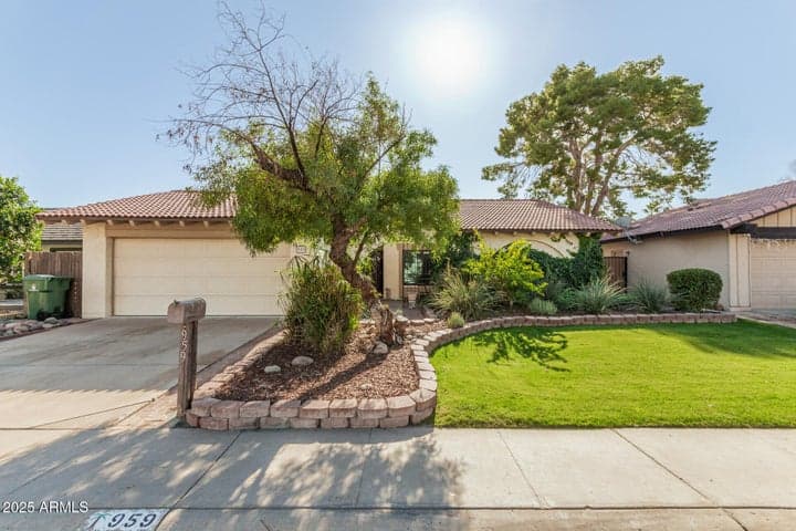 959 E LOBSTER TRAP Lane, Tempe, AZ