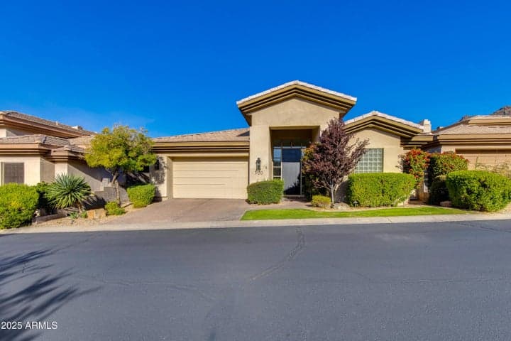 3130 E Squaw Peak Circle, Phoenix, AZ