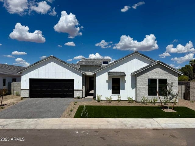 6454 E OASIS Circle, Mesa, AZ