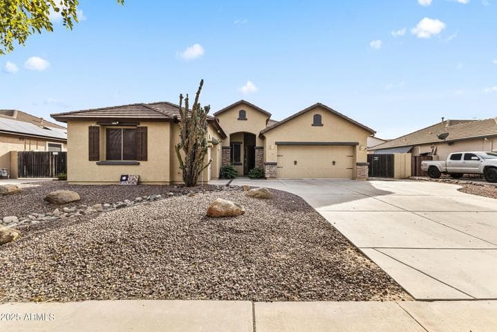 14089 W CHARTER OAK Road, Surprise, AZ