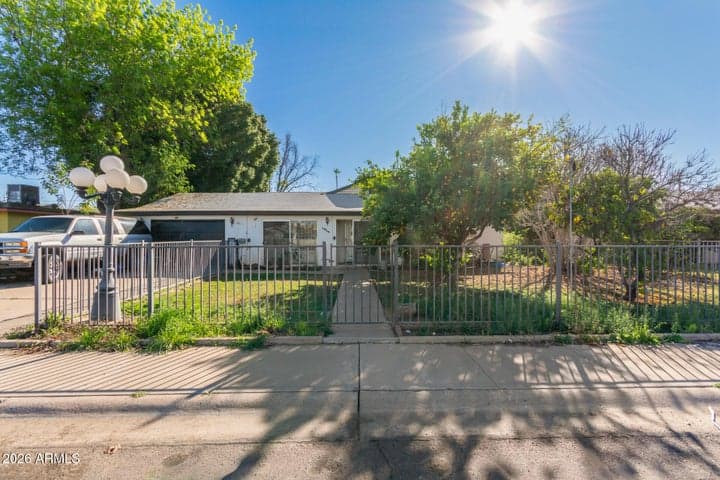 1615 E HUDSON Drive, Tempe, AZ