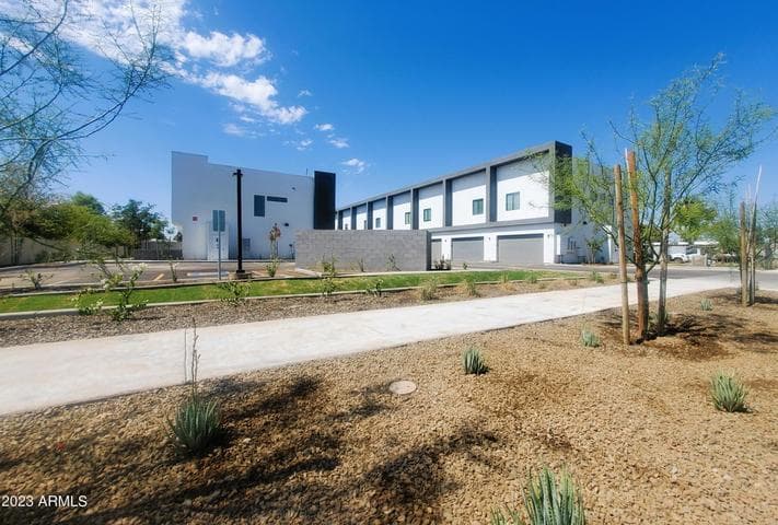 777 W Coolidge Street #16, Phoenix, AZ