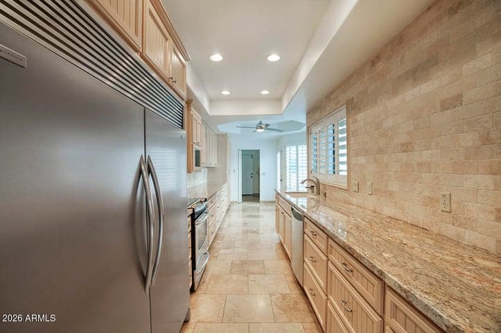 77 E MISSOURI Avenue #49, Phoenix, AZ