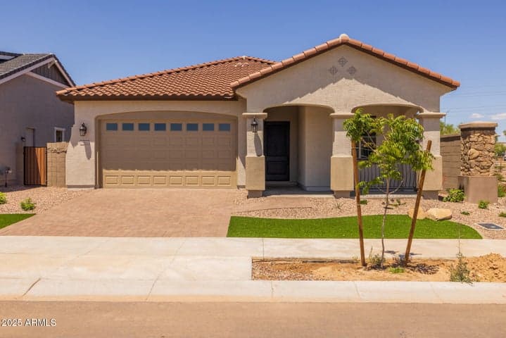 15612 W GEORGIA Drive, Surprise, AZ