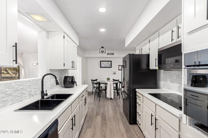 628 LEISURE WORLD --, Mesa, AZ