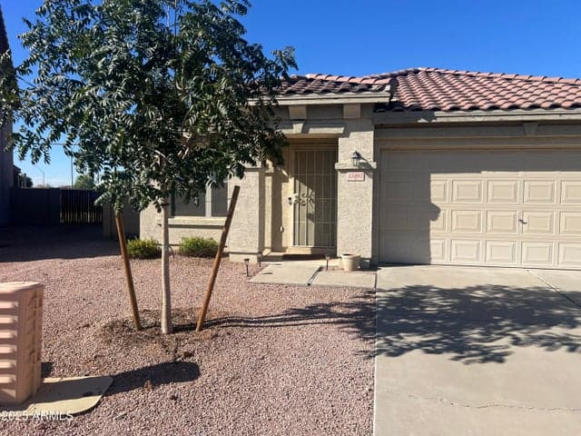 15481 W CAMERON Circle, Surprise, AZ