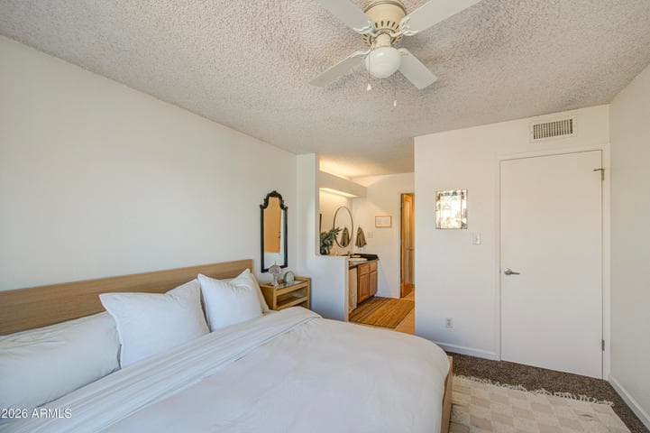 1832 N 52ND Street #205, Phoenix, AZ