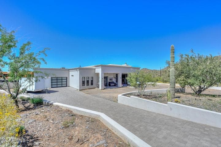 5861 E Cloud Road, Cave Creek, AZ