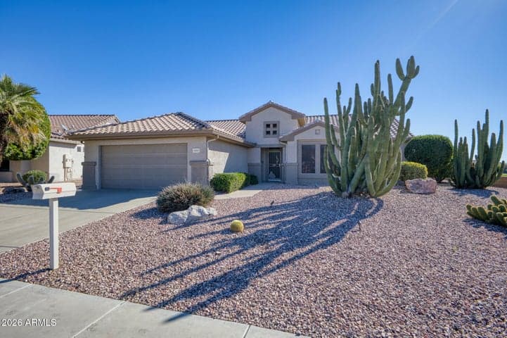 16047 W SANDIA PARK Drive, Surprise, AZ