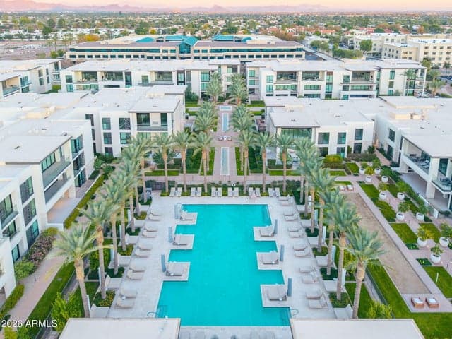 6587 N Palmeraie Boulevard #2015, Paradise Valley, AZ