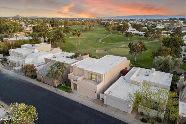3033 E CLAREMONT Avenue, Phoenix, AZ