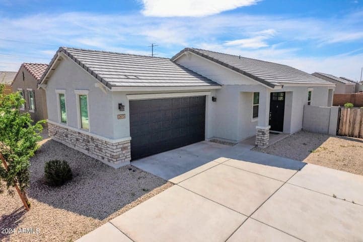 2673 E AGUAYO Drive, Casa Grande, AZ