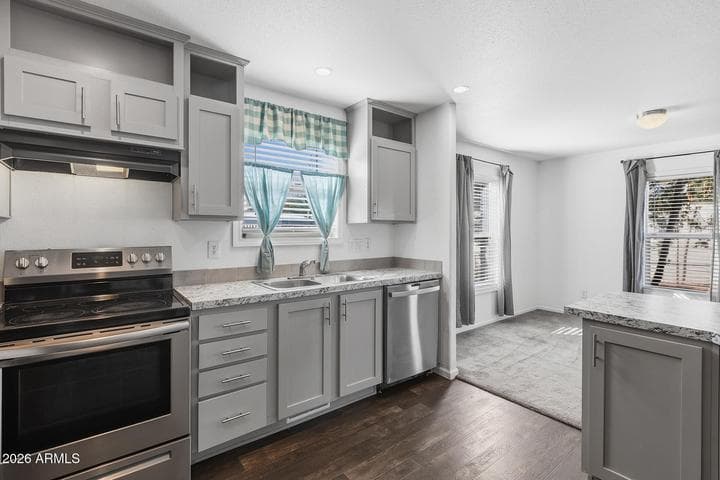 19401 N 7TH Street #187, Phoenix, AZ