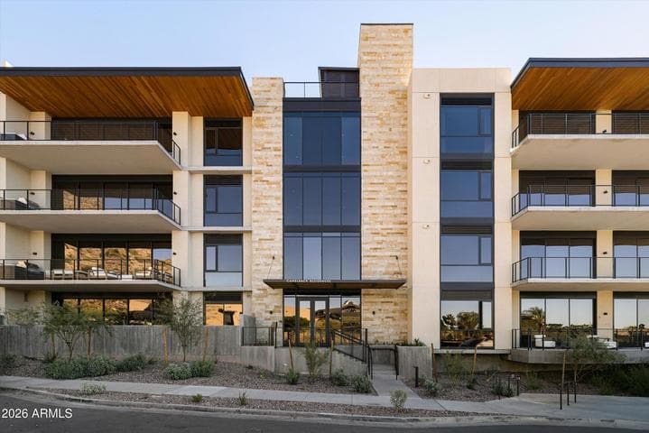 4849 N Camelback Ridge Road #B104, Scottsdale, AZ