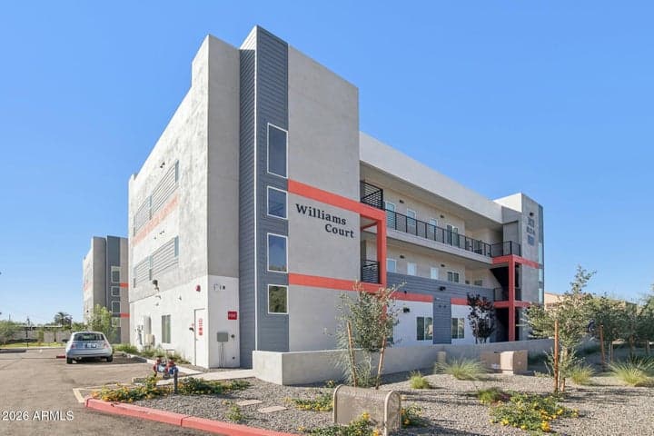 3021 W Williams Drive #A201, Phoenix, AZ
