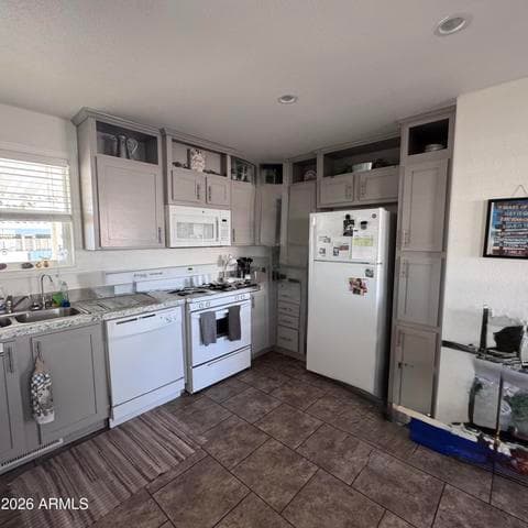 10540 E APACHE Trail #15, Apache Junction, AZ