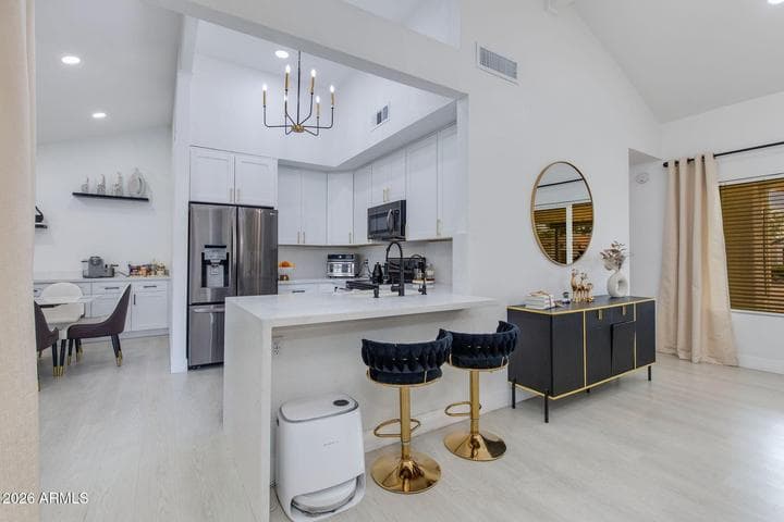 5216 W VOLTAIRE Drive, Glendale, AZ