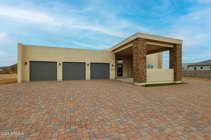 14930 W EL CORTEZ Place, Surprise, AZ