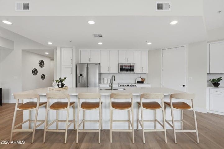 7126 E OSBORN Road #2006, Scottsdale, AZ
