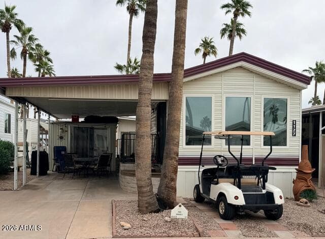 1127 S SHAWNEE Drive, Apache Junction, AZ