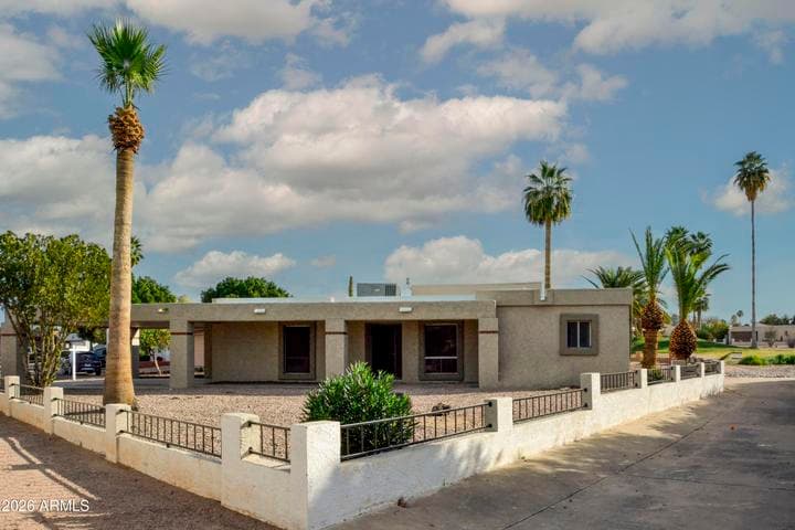 2529 N DORAL Circle, Mesa, AZ