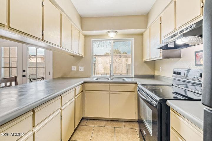 4625 W Thomas Road #39, Phoenix, AZ