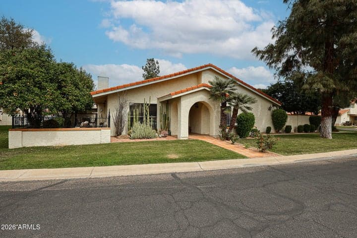 7720 N PINESVIEW Drive, Scottsdale, AZ