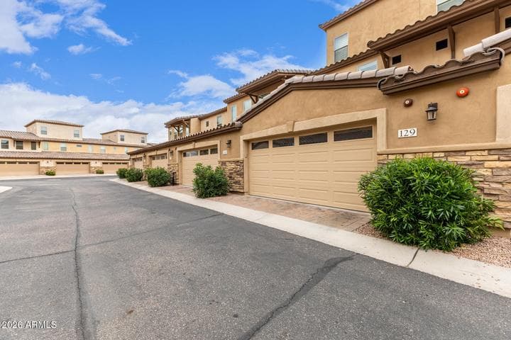 2821 S SKYLINE Drive #129, Mesa, AZ