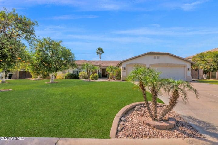 1126 N NASSAU Street, Mesa, AZ