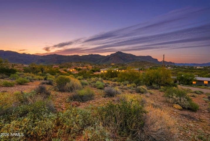 3876 S VERONICA Lane #8, Gold Canyon, AZ