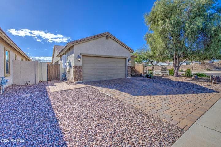 619 E Canyon Rock Road, San Tan Valley, AZ
