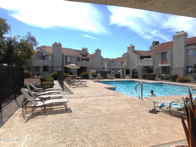 10055 E MOUNTAINVIEW LAKE Drive #1056, Scottsdale, AZ