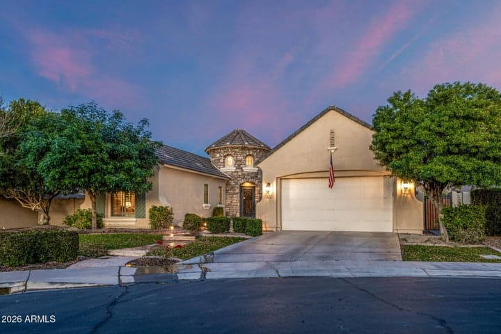5025 S MINGUS Place, Chandler, AZ