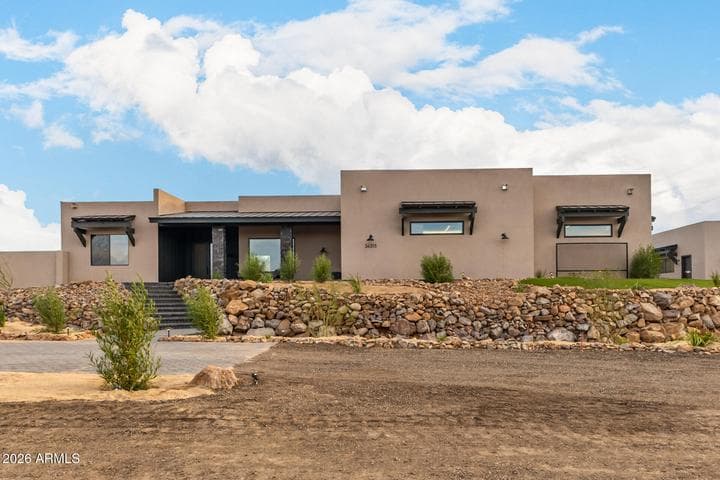 34315 N 5TH Avenue, Phoenix, AZ