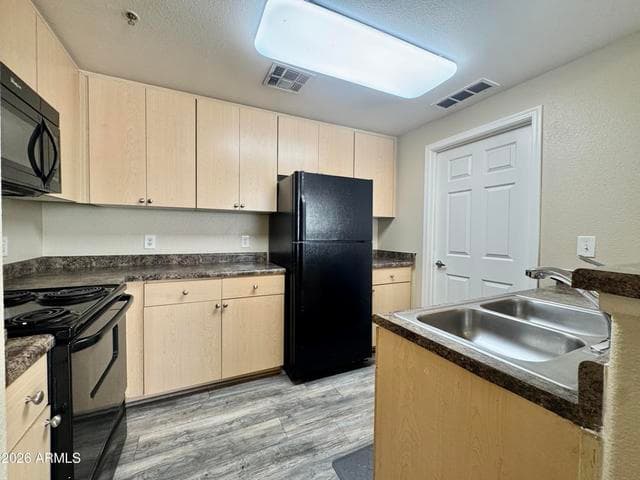 18416 N Cave Creek Road #Apt 2033, Phoenix, AZ
