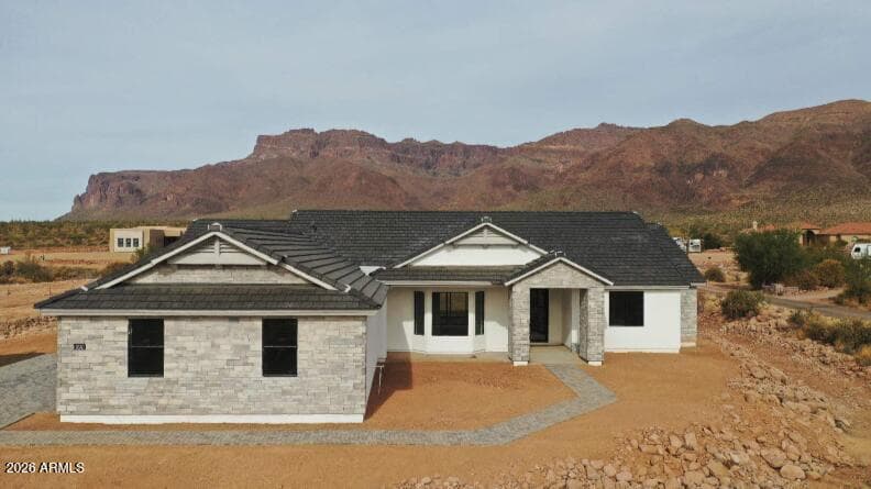 1864 E NEW RIVER Road, Phoenix, AZ