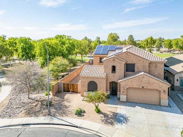 6922 S BLACK HILLS Way, Chandler, AZ