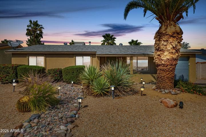 3932 E SURREY Avenue, Phoenix, AZ