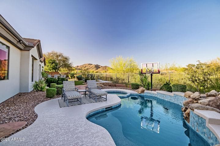 40425 N CANDLEWYCK Lane, Anthem, AZ