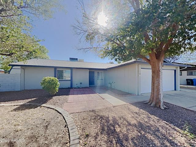 1001 W VILLA RITA Drive, Phoenix, AZ