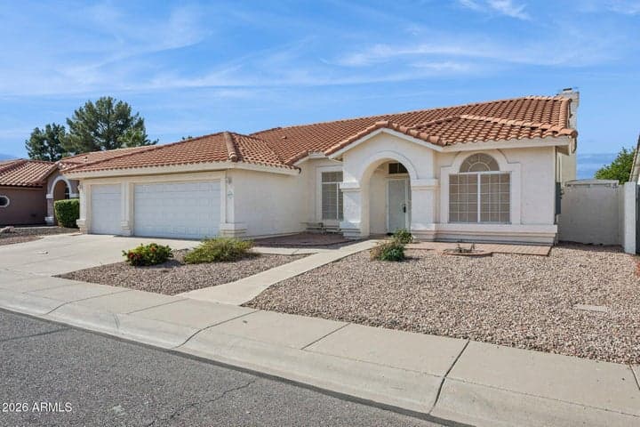1470 S VILLAS Court, Chandler, AZ