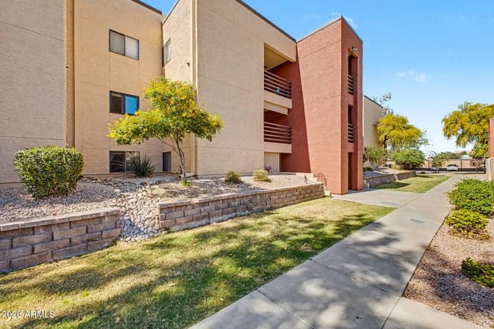 1340 N RECKER Road #210, Mesa, AZ