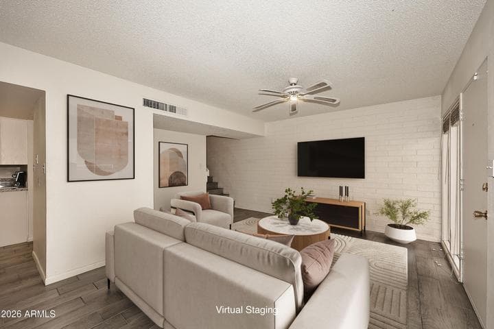 1734 W TUCKEY Lane #11, Phoenix, AZ