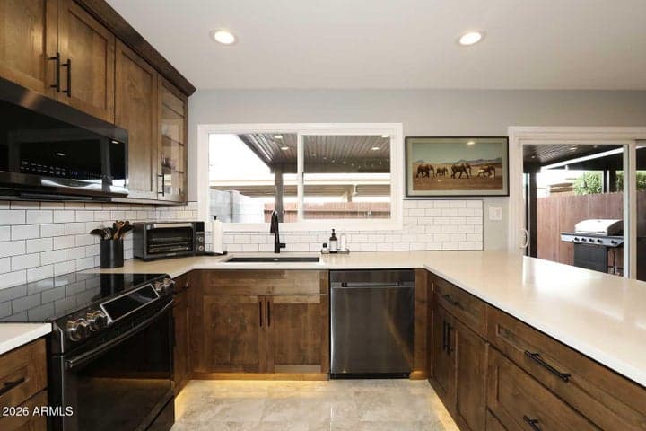 8390 E SOLANO Drive, Scottsdale, AZ