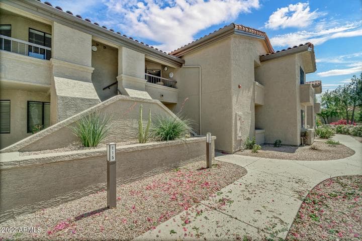 9460 E Mission Lane #214, Scottsdale, AZ